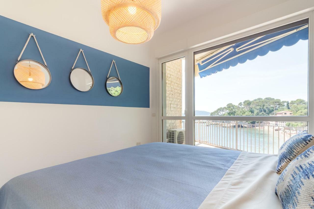 Sulla Spiaggia Di Toto E Tota Tellaro Exterior foto